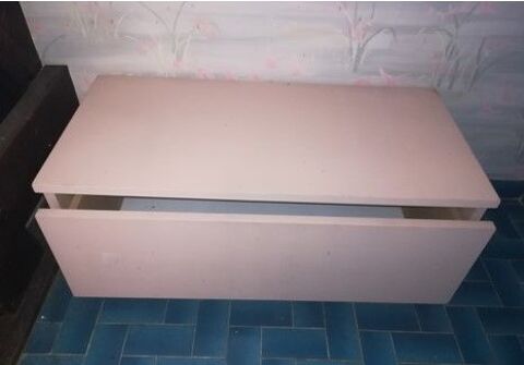 Coffre  tiroir L 83 40 Orlans (45)