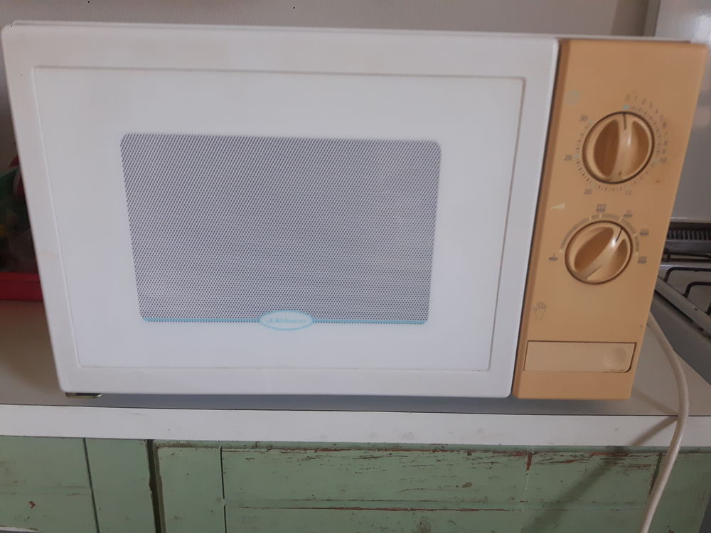 Micro ondes. Electroménager