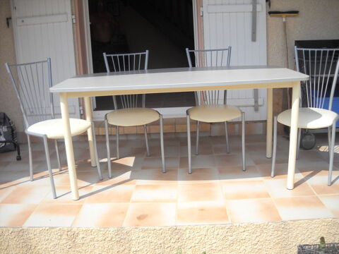 table et 4 chaises 120 Millas (66)