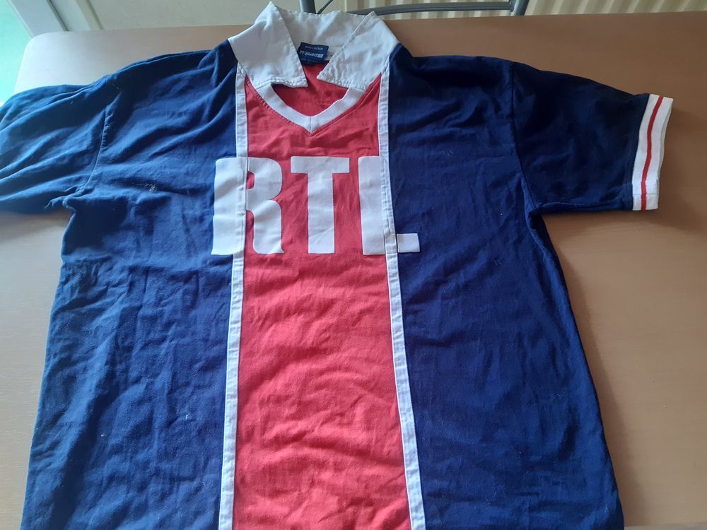 Maillot foot PSG vintage Sports