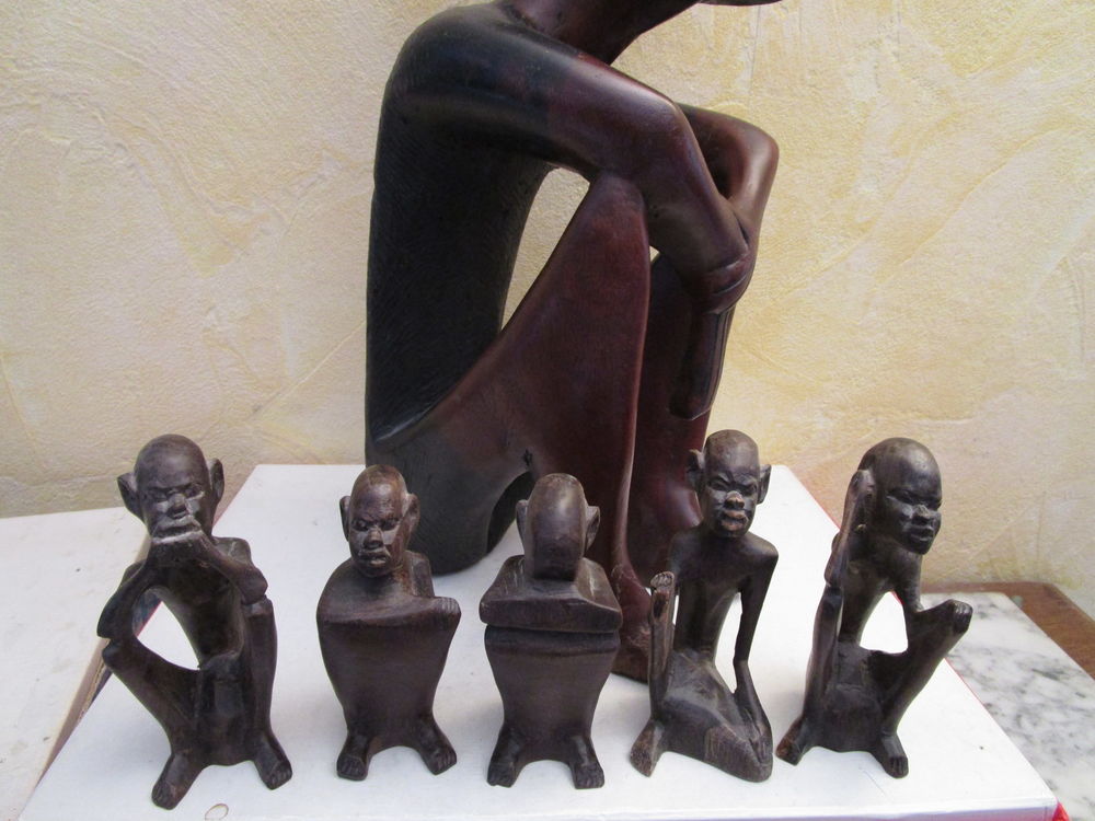 VIEILLES STATUE AFRICAINE GRIOT AFRICAIN Décoration