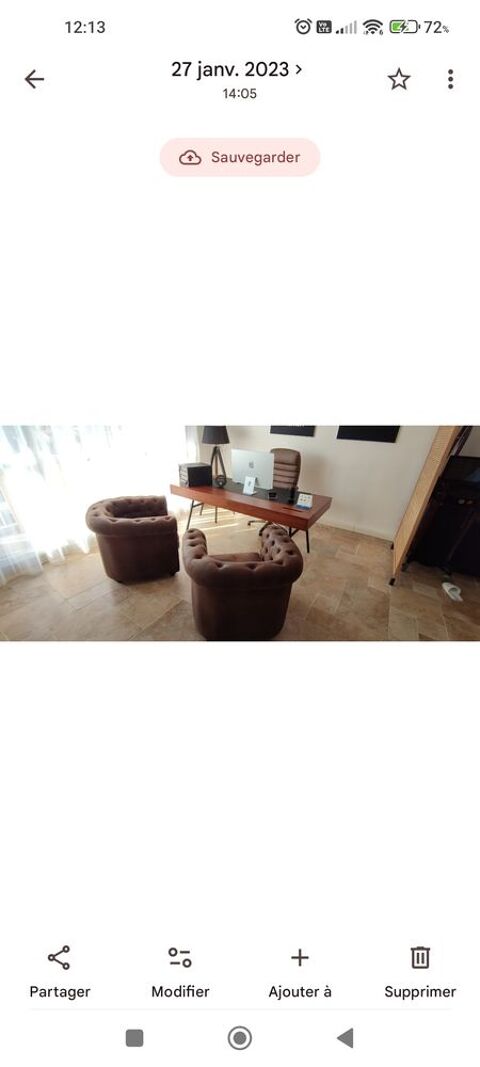Bureau professionnel marron 220 Avignon (84)