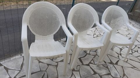 TROIS FAUTEUILS JARDIN GROSFILLEX 30 Castillon-la-Bataille (33)
