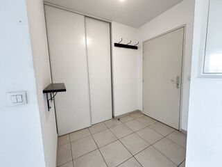 Appartement à louer 2 pièces 45 m²