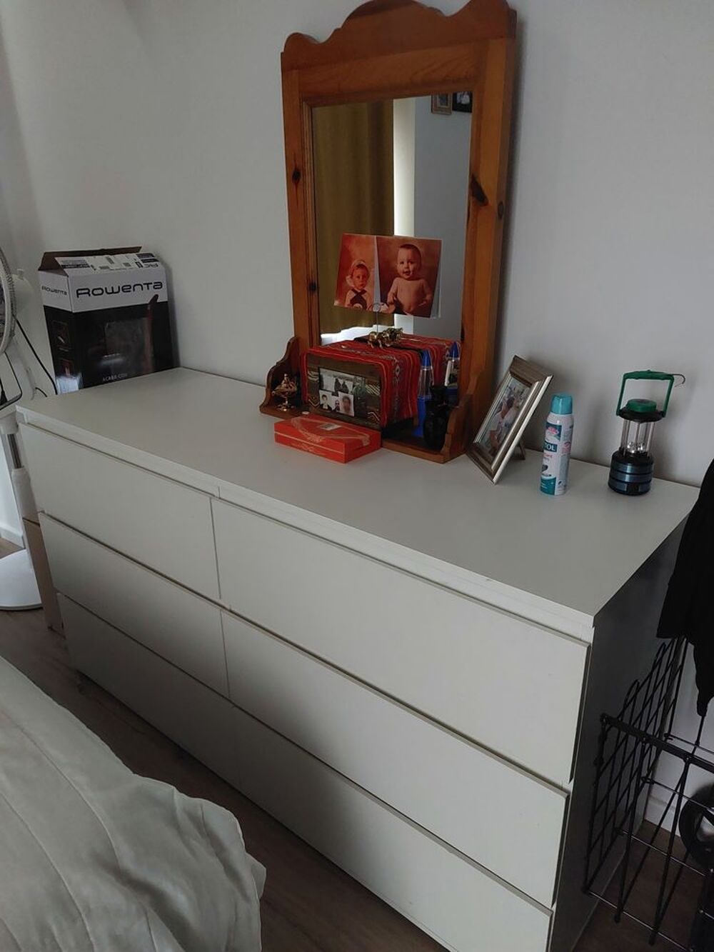 Commode. 6. Tiroirs. Meubles
