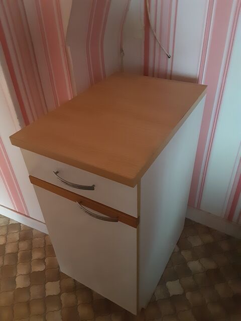 2 meubles de cuisine  40 Montreuil-Bellay (49)