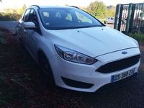 Annonce voiture Ford Focus 3950 