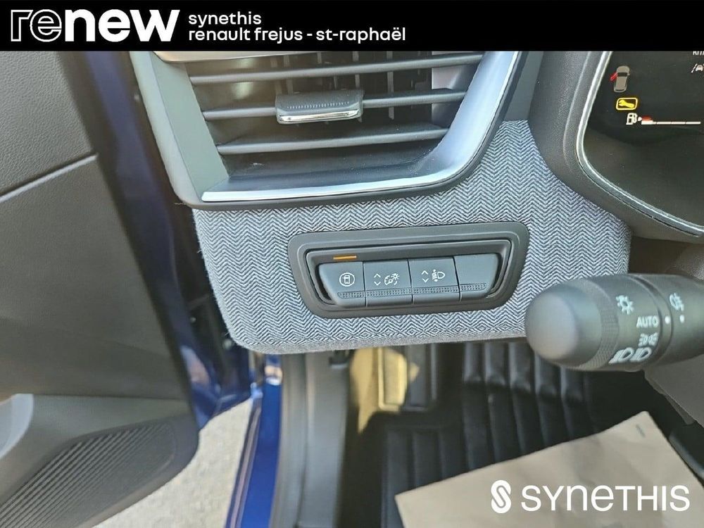 Clio V Clio E-Tech full hybrid 145 ch GSR2 Techno 2025 occasion 83600 Fr&eacute;jus