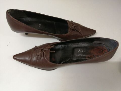 ESCARPINS FEMME 38 CUIR MARRON 15 Chieulles (57)