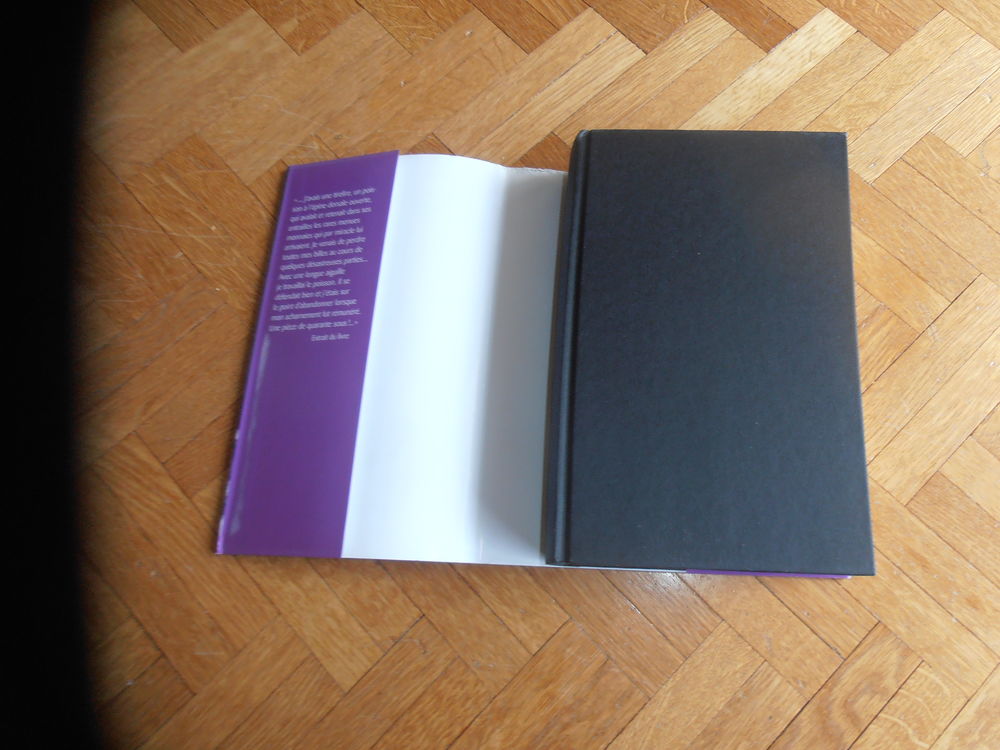 L'encre violette (88) Livres et BD