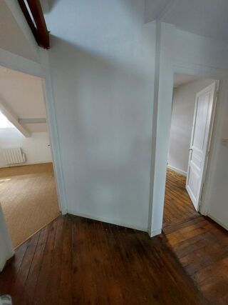  Appartement à louer 3 pièces 48 m²