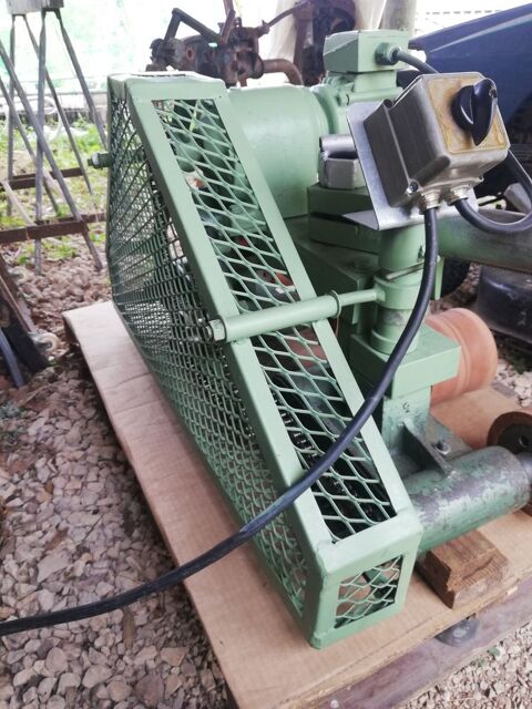 entra&icirc;neur de toupie 650 46000 Cahors