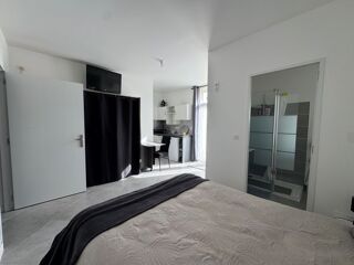  Appartement à louer 5 pièces 140 m² Toury