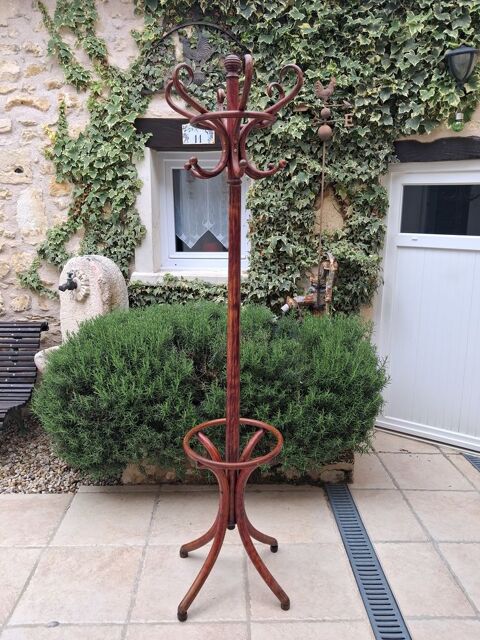 Porte manteaux perroquet ancien en bon état Bussac-sur-Charente (17)
