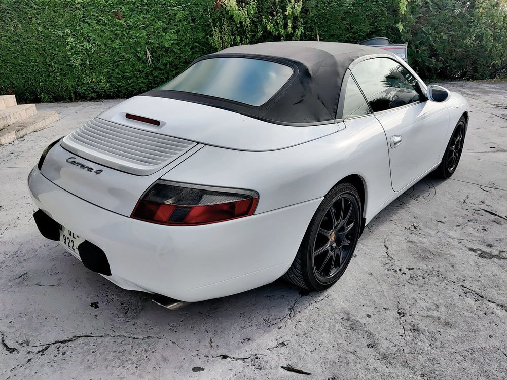 911 (996) CARRERA 4 CABRIOLET 2003 occasion 38300 Bourgoin-Jallieu