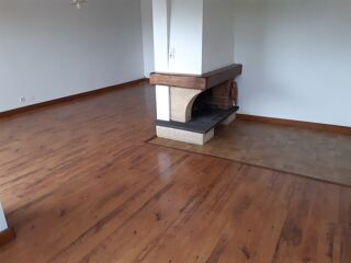 Appartement à louer 4 pièces 93 m²