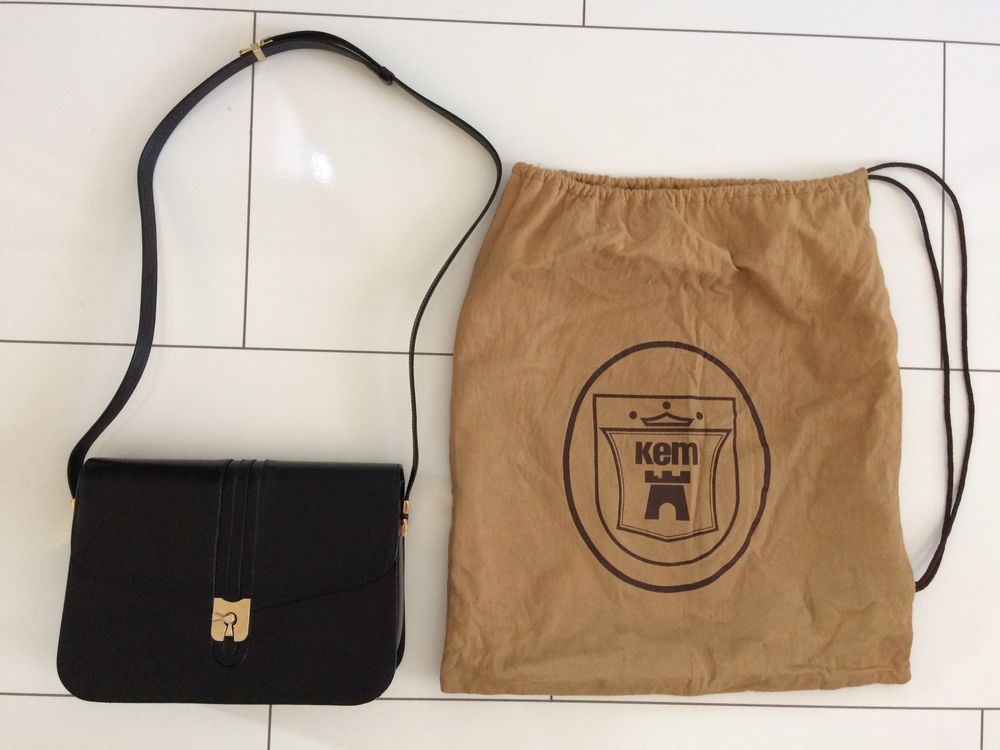 Sac &agrave; main vintage "ALMADA" noir Maroquinerie