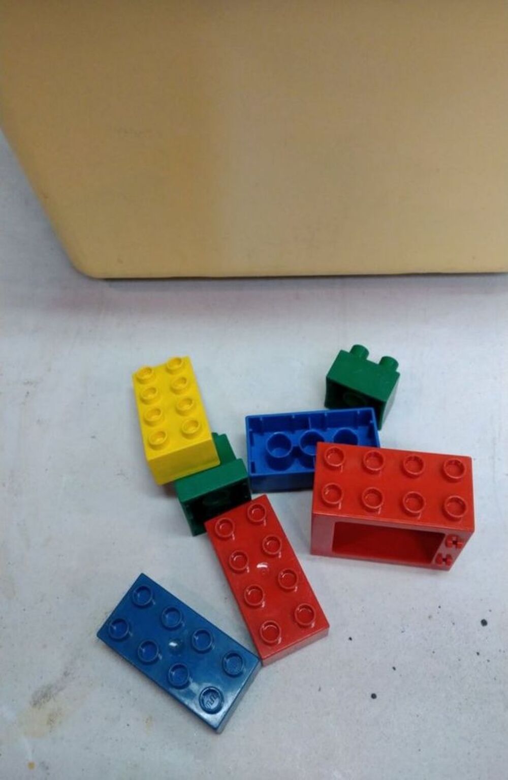 Boite lego sur roulette Jeux / jouets
