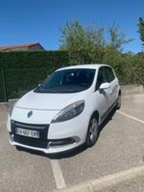 Sc&eacute;nic III Grand dCi 110 FAP eco2 Energy 5 pl 2011 occasion 26140 Anneyron