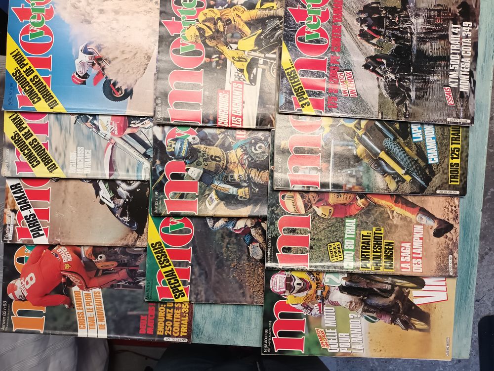Magasines de motos tout terrain. Moto Verte. 
Livres et BD