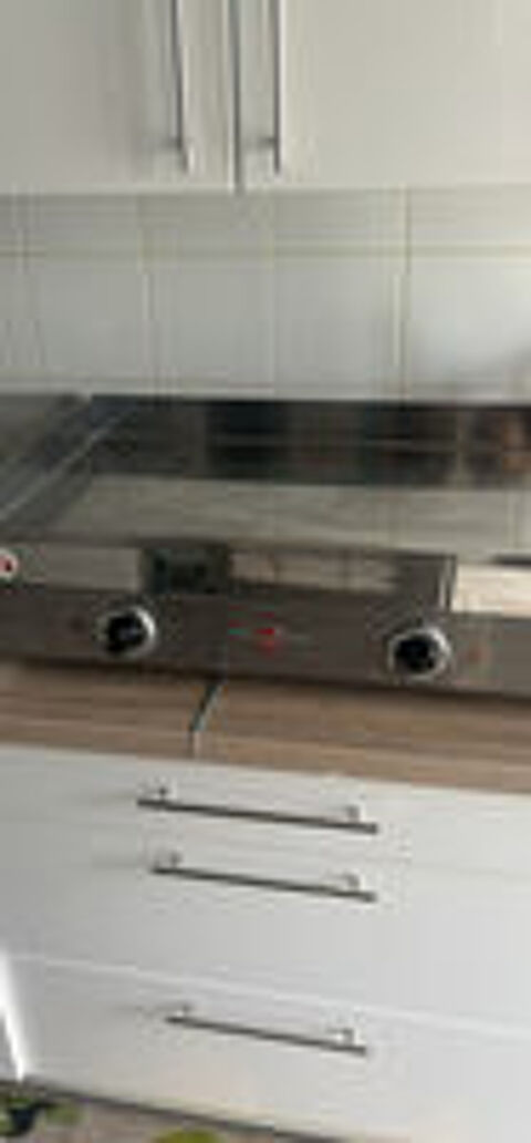   une grande plancha krampouz tbe 
