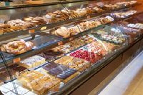   TERMINAL DE CUISSON, VIENNOISERIE, SANDWICHERIE A CEDER AU CENTRE DE NIMES 