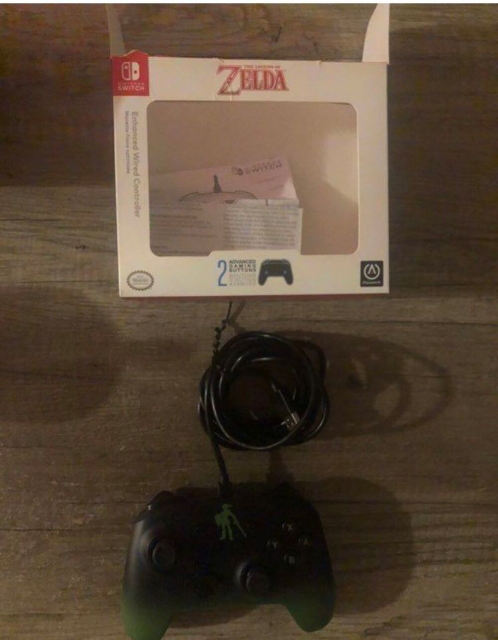 manette switch neuve zelda Consoles et jeux vidéos