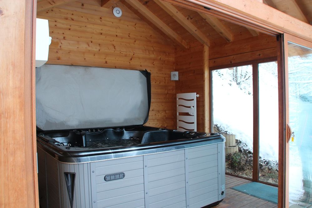   Chalet de charme entre lac et montagnes Jacuzzi Rhône-Alpes, Les Clefs (74230)