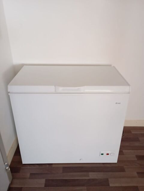 Cong&eacute;lateur 100 74500 �vian-les-bains