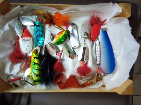 lot leurres pche 25 Ramonchamp (88)