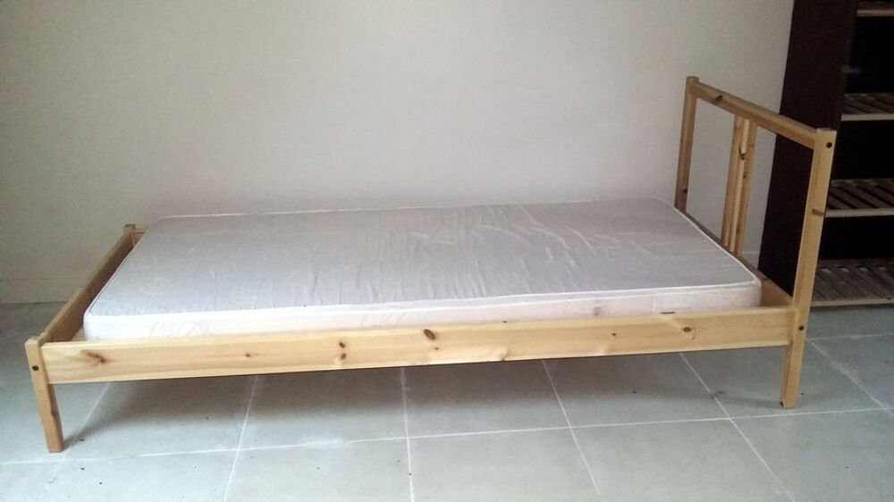 Matelas 200 x 90 une place neuf
Meubles