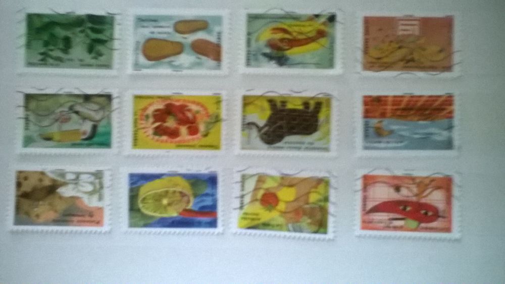 Timbres s&eacute;rie compl&egrave;te auto adh&eacute;sif 