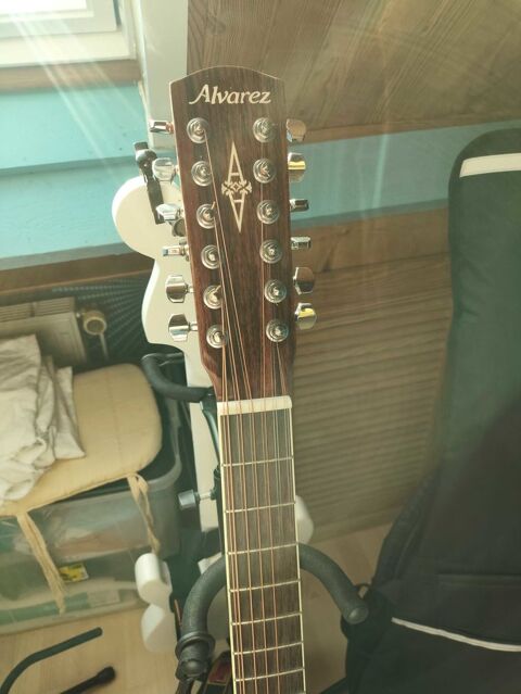 guitare 300 Fressain (59)