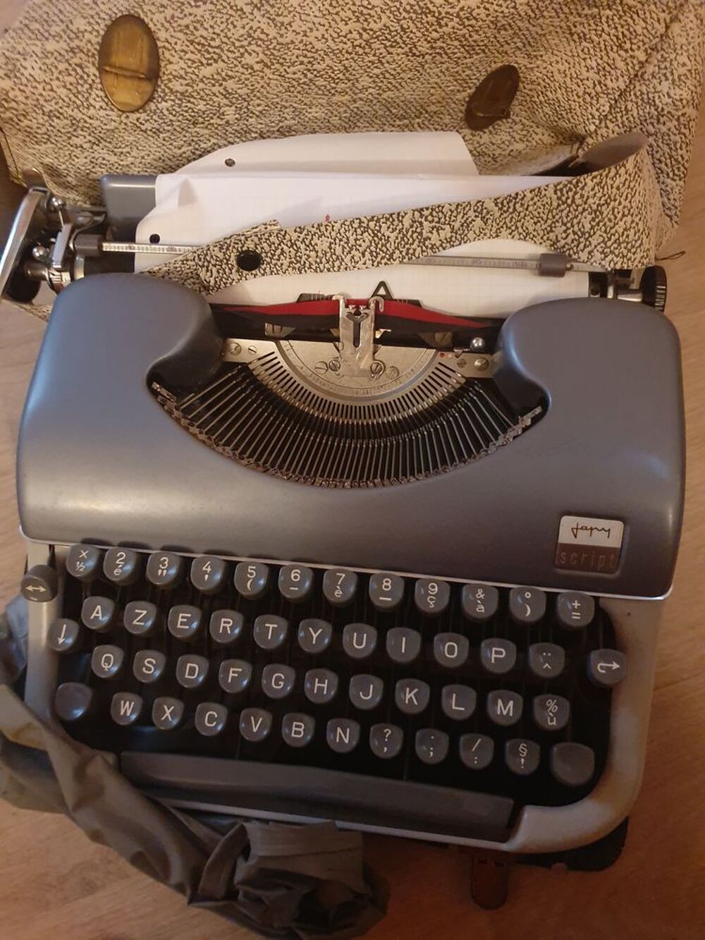 Machine &agrave; &eacute;crire Meubles