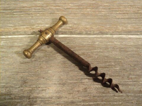 Ancien Tire-Bouchon Mtal et Bronze / Bistro Vin. 12 Loches (37)