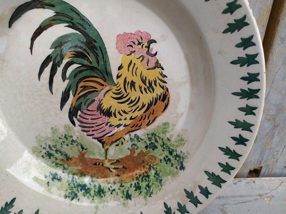 Assiette Plat Creux au Coq Fa&iuml;ence de Gien Terre de Fer 
Décoration