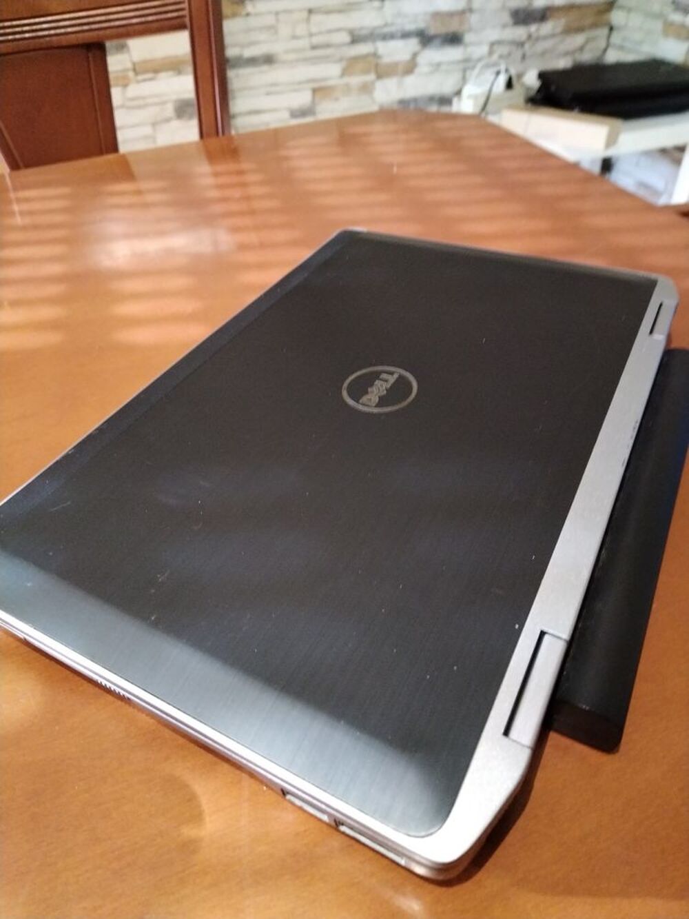 PC PORTABLE DELL INTEL i5 8 Go 750 Go R2713 Matériel informatique