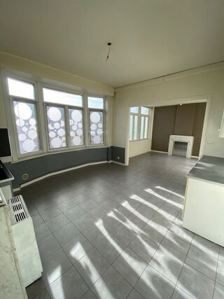  Immeuble � vendre 308 m�