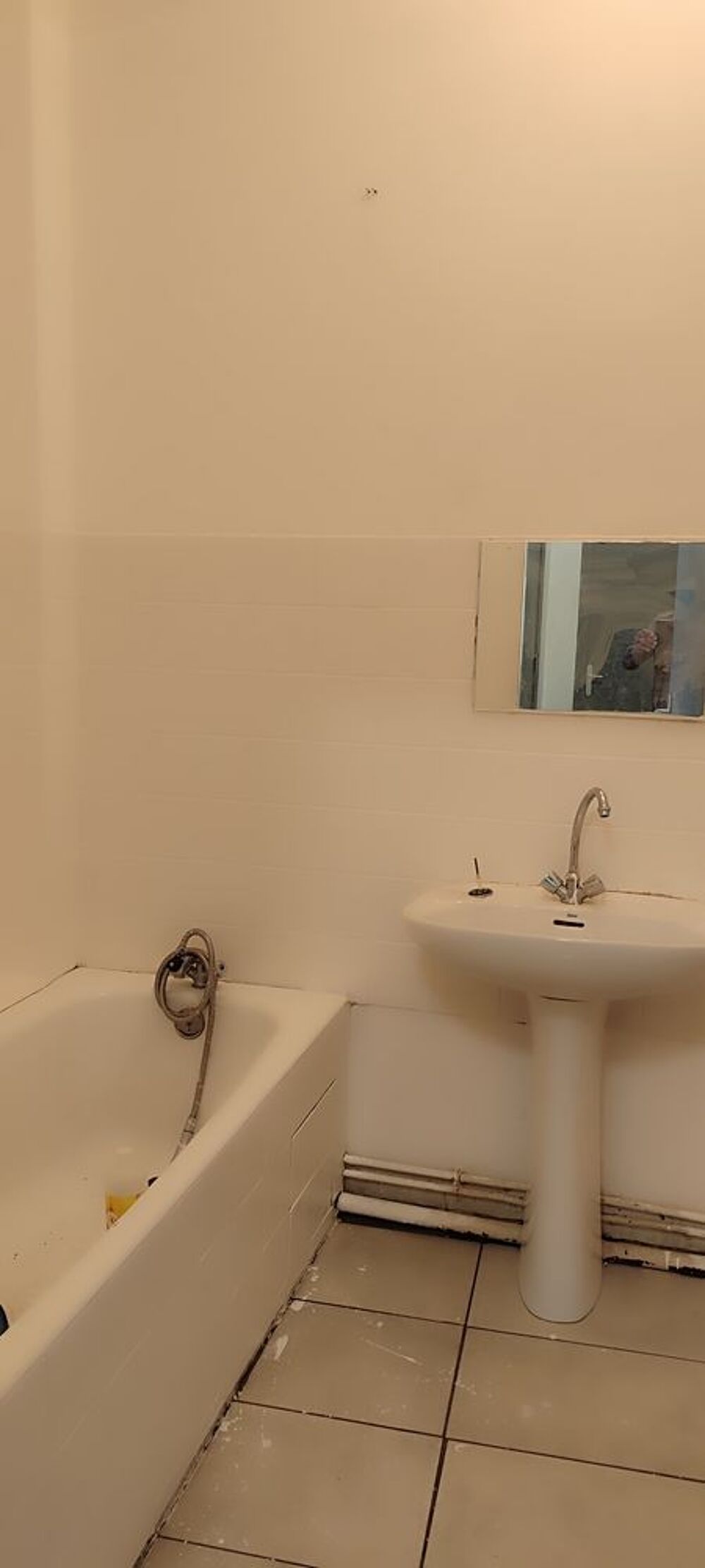 Location Appartement F2 45 m² - Centre de La Ricamarie (face Mairie) La ricamarie