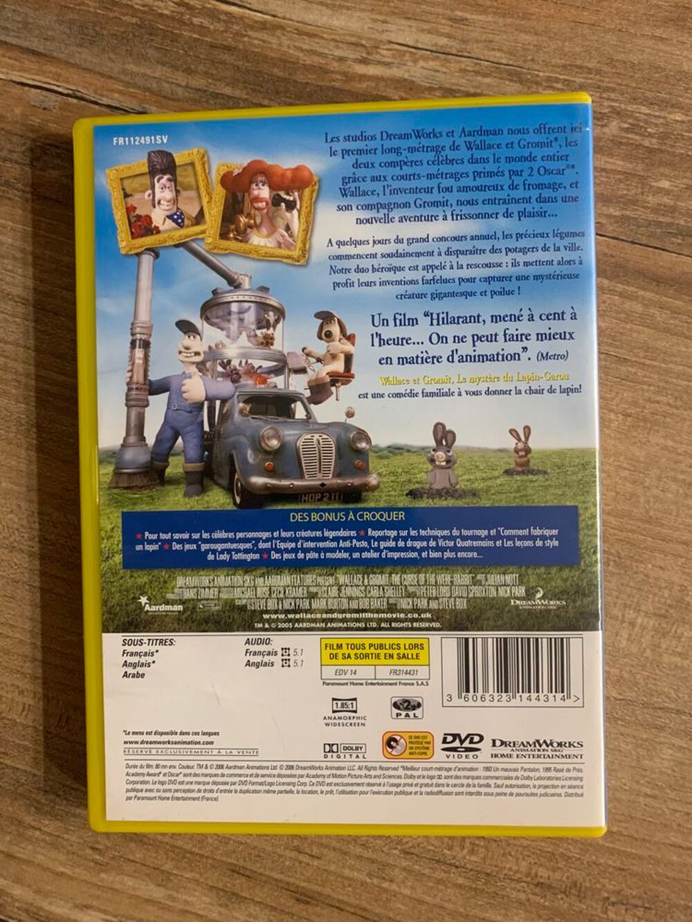 DVD &acute;&acute; Wallace et gromit le myst&egrave;re du lapin garou &acute;&acute; DVD et blu-ray
