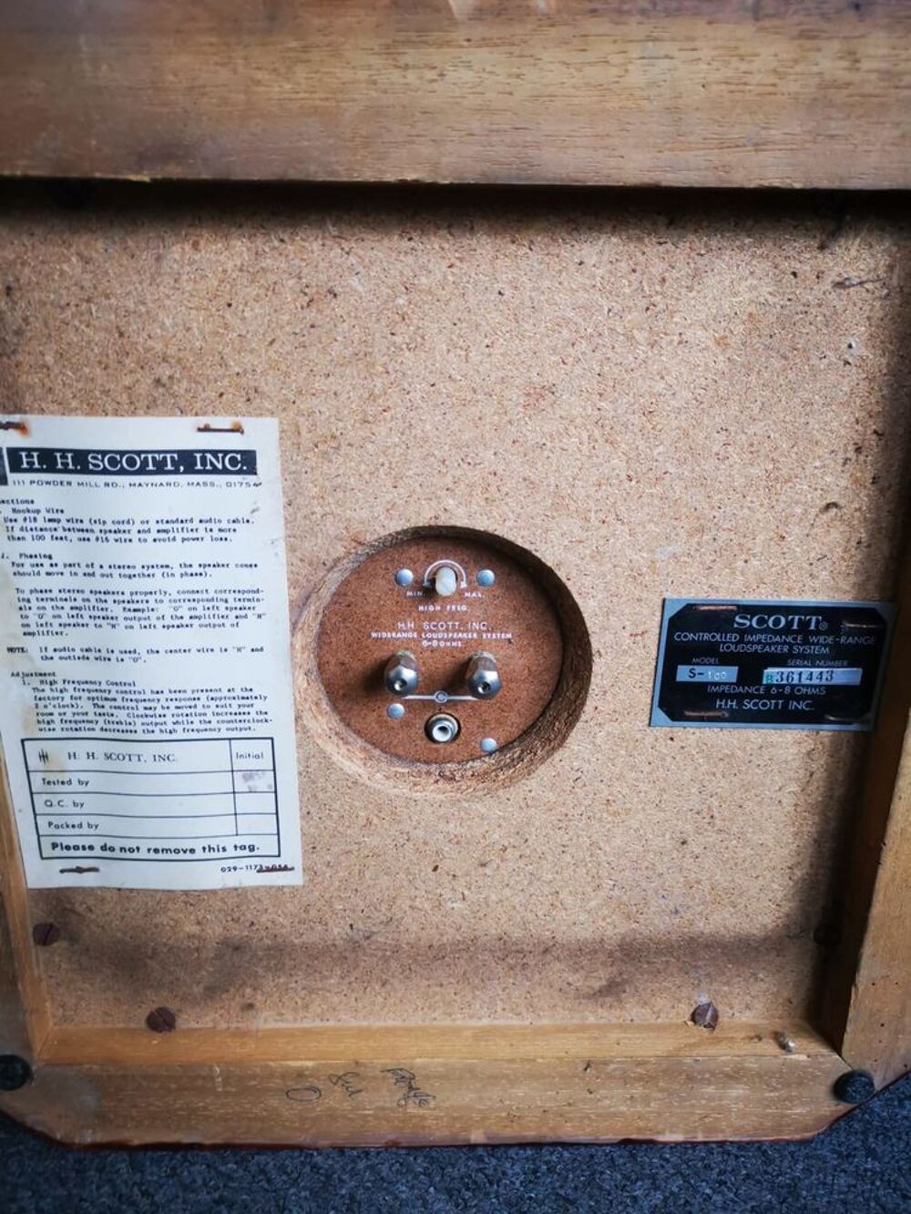 Enceintes MULTIDIRECTIONNELLE SCOTT - bois, vintage. Audio et hifi