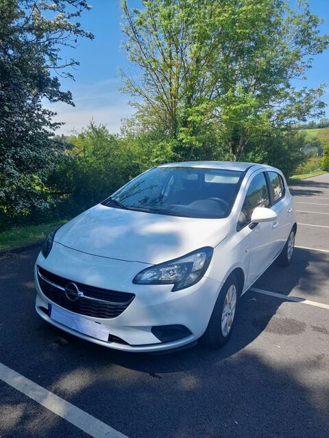 Opel corsa 1.4 90 ch Black Edition