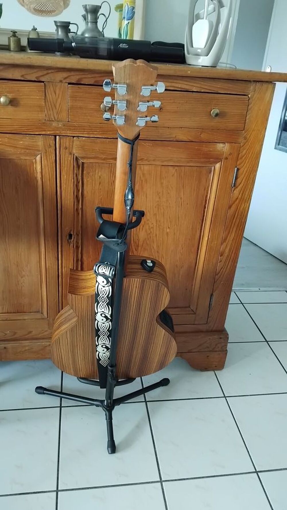 Guitare occasion Instruments de musique