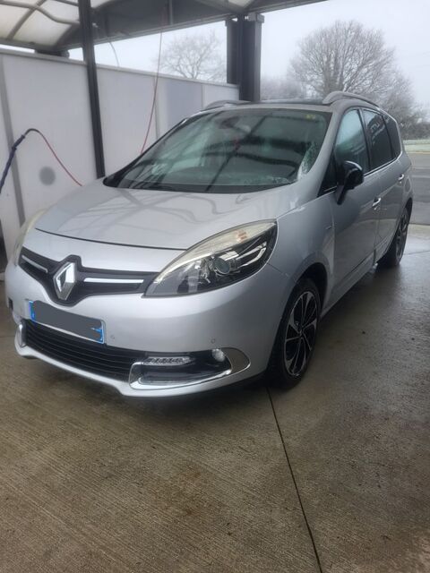 Renault grand scenic iii Grand Scénic TCe 130 Energy Bose 