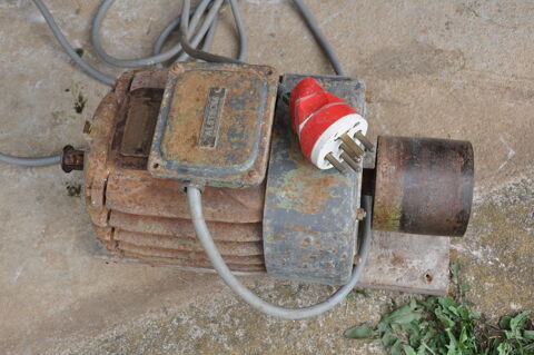 Moteur �lectrique Alsthom tri 3 cv
0 Chantonnay (85)