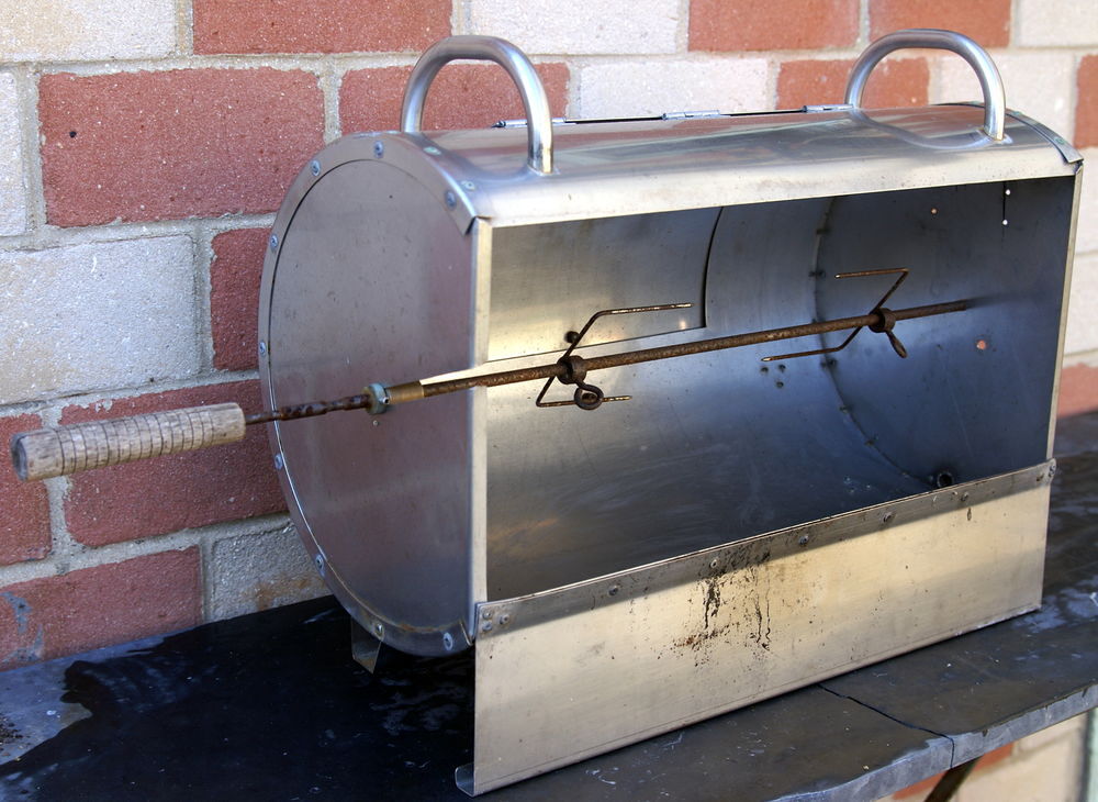 R&ocirc;tissoire de barbecue ou chemin&eacute;e Jardin