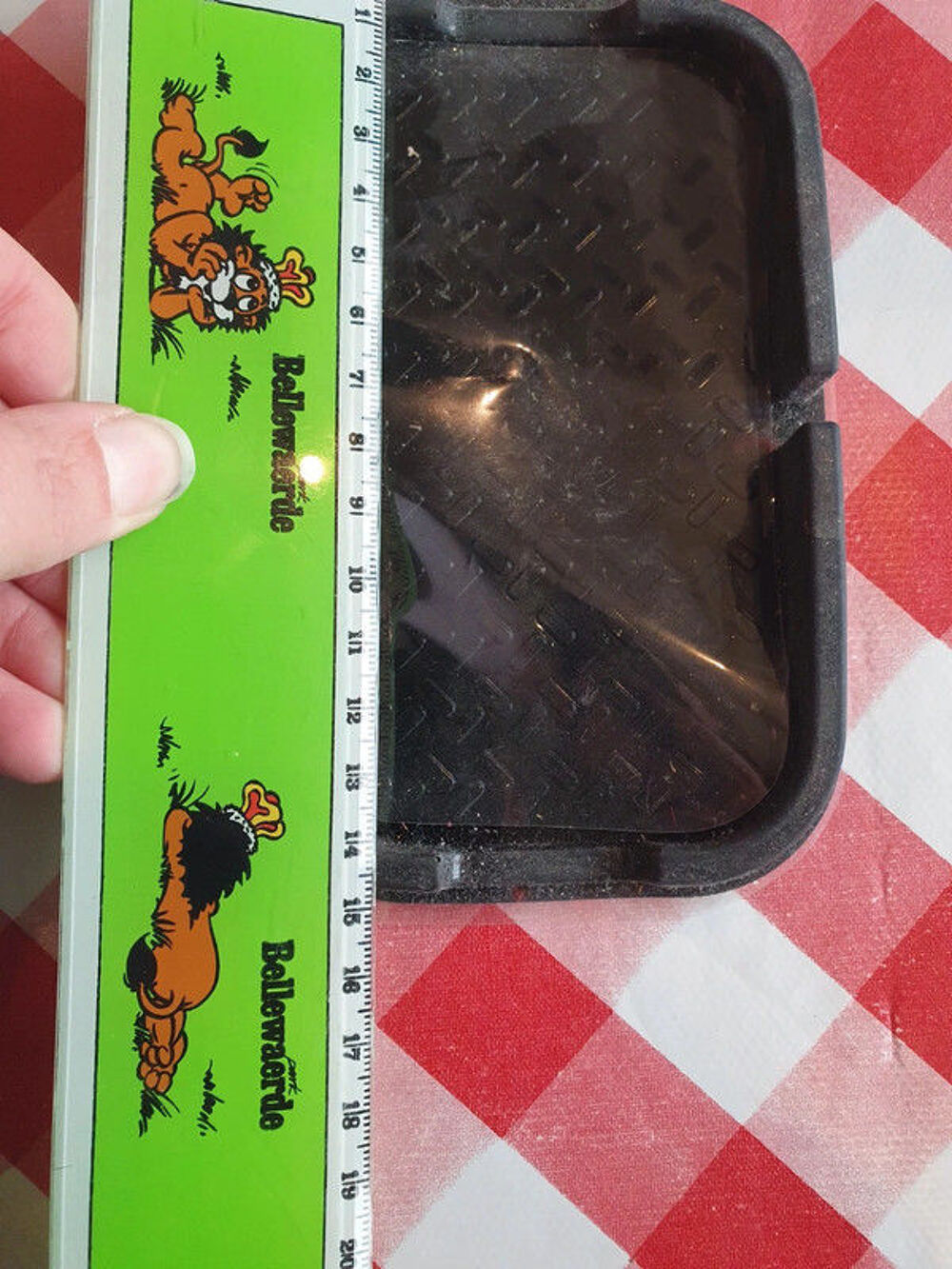 Support t&eacute;l&eacute;phone voiture thermocollant T�l�phones et tablettes