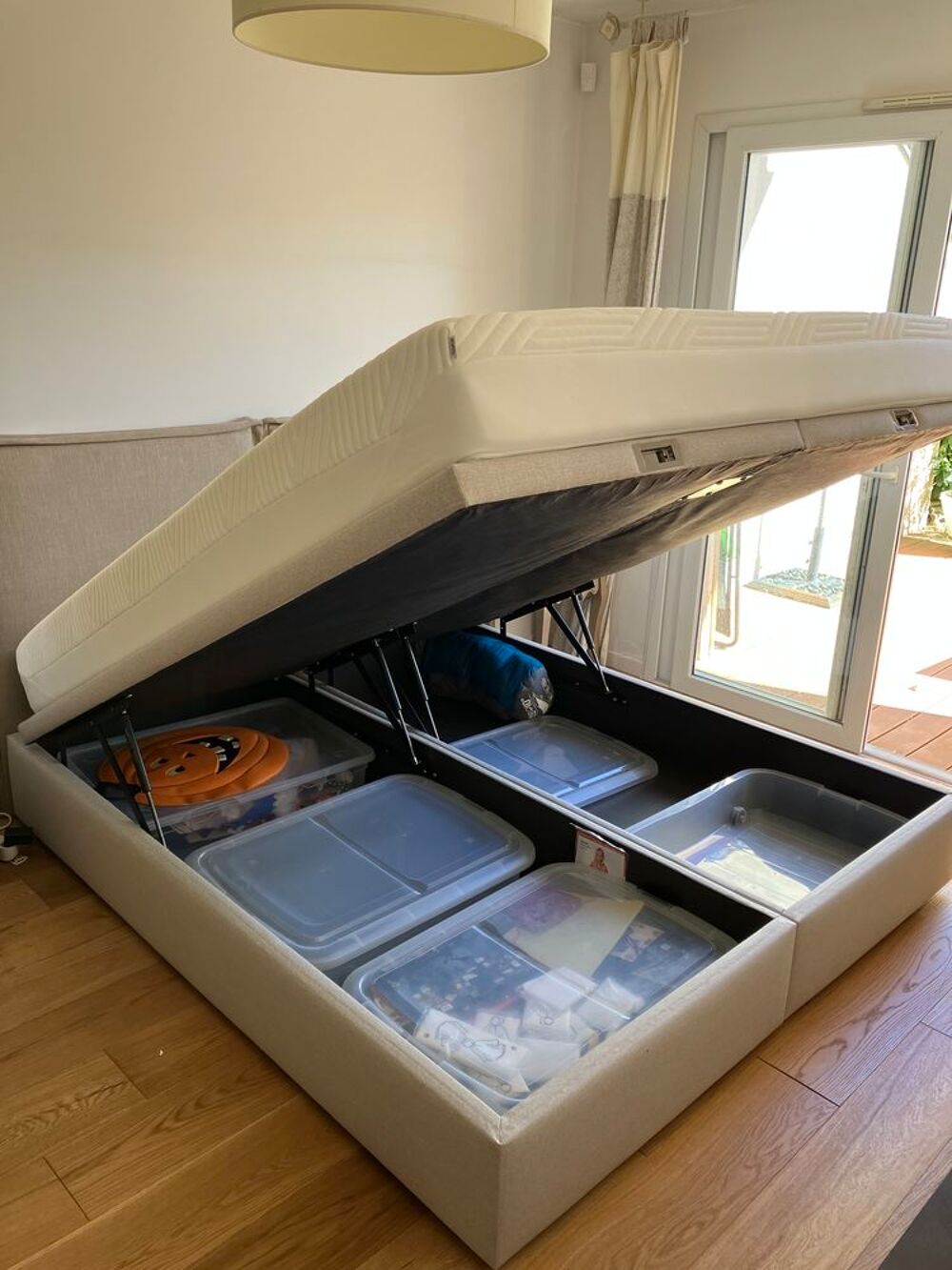 Tempur ensemble matelas sommier coffre t&ecirc;te de lit Meubles