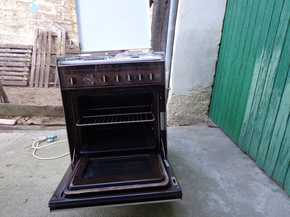 Cuisini&egrave;re deditrich mixte
Four &eacute;lectrique une plaque 
Electromnager