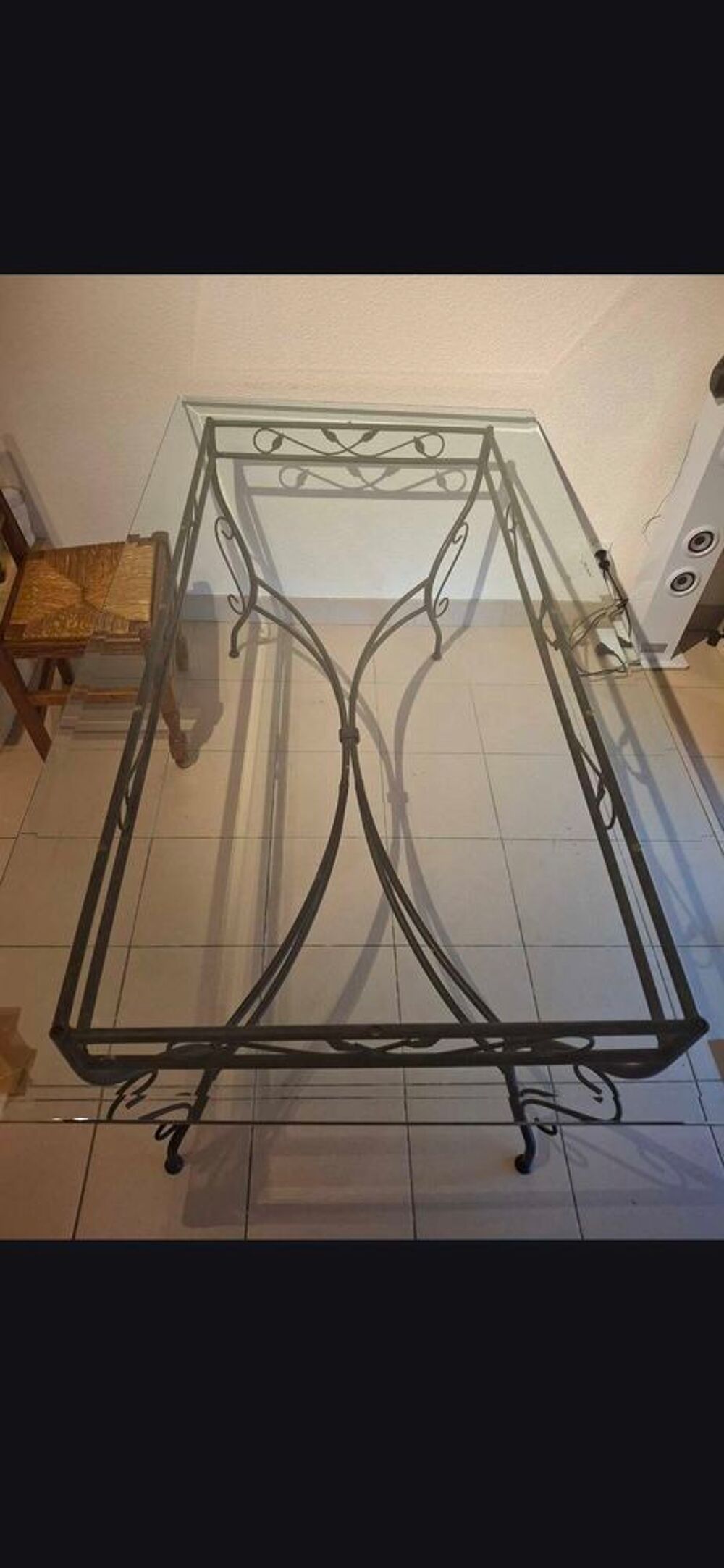 Bureau plateau verre &eacute;pais et sa structure style fer forg&eacute; Meubles